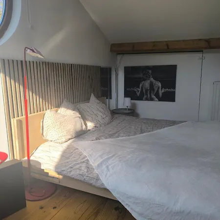 Autonome Magnifique Tb Situe Bed & Breakfast