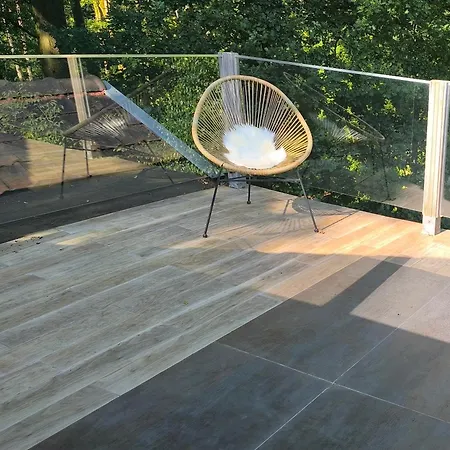 Autonome Magnifique Tb Situe Bed & Breakfast *
