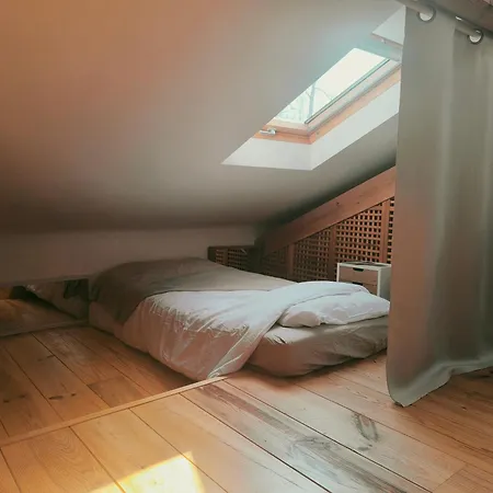 Studio Autonome Magnifique Avec Gd Terrasse &Jardin D Hiver, 1 Gd Lit Et 2 De 90Cm Tb Situe Chaumont-Gistoux 4*