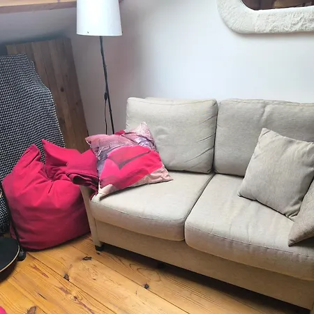 Autonome Magnifique Tb Situe Couette-café