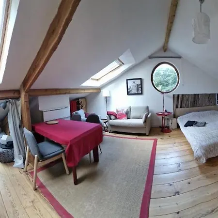 Bed & Breakfast Studio Autonome Magnifique Avec Gd Terrasse &Jardin D Hiver, 1 Gd Lit Et 2 De 90Cm Tb Situe Chaumont-Gistoux 4*