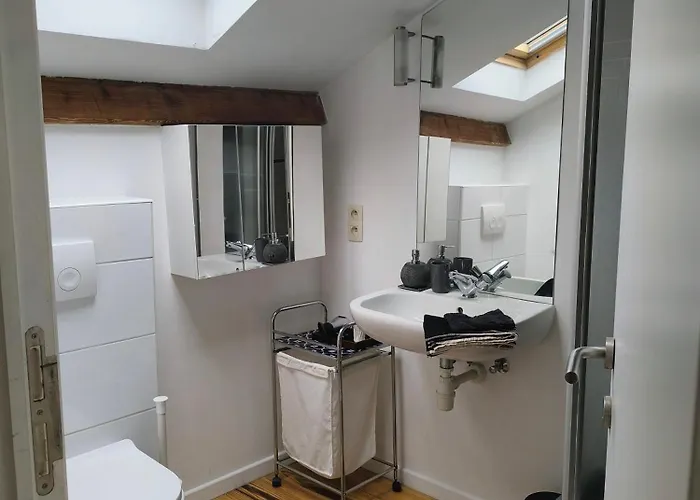 Autonome Magnifique1 Gde Et 1 Pte Avec Jardin D Hiver Tb Situe